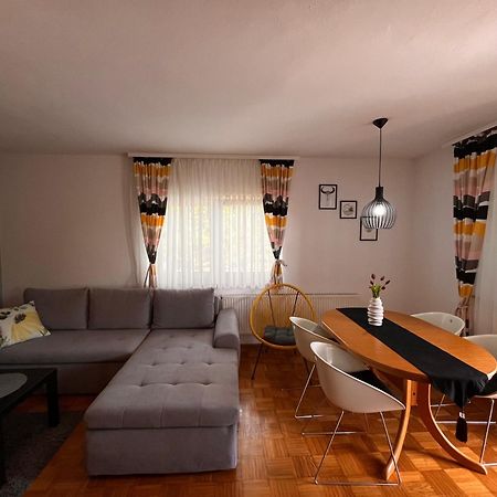 Apartment Gabriela Rakovica Exteriör bild