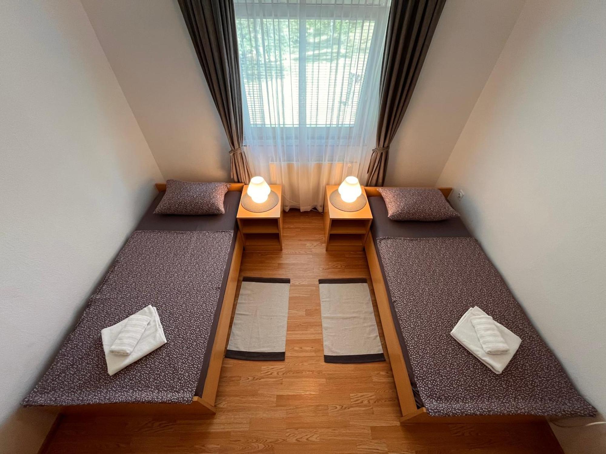 Apartment Gabriela Rakovica Exteriör bild