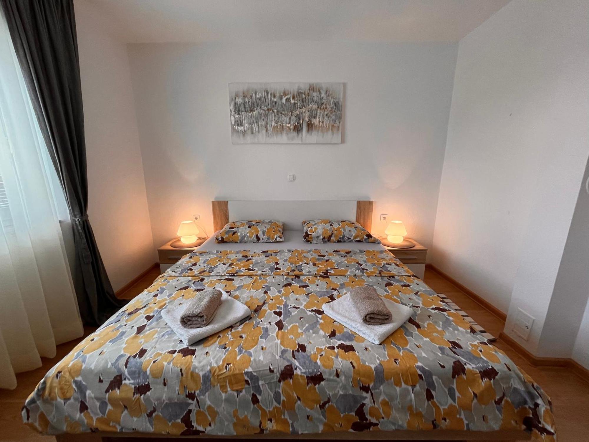 Apartment Gabriela Rakovica Exteriör bild